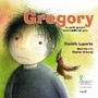 Grégory, le petit garçon tout habillé de gris